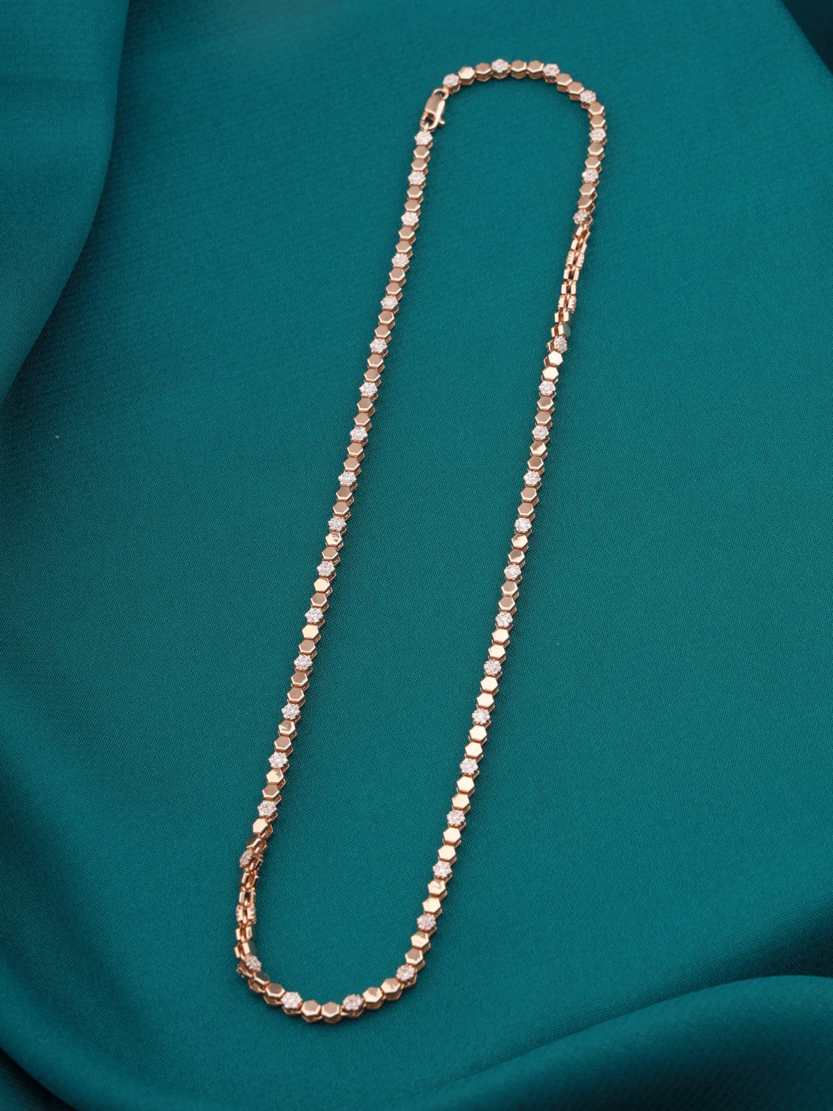 The Honeycomb Glow Chain