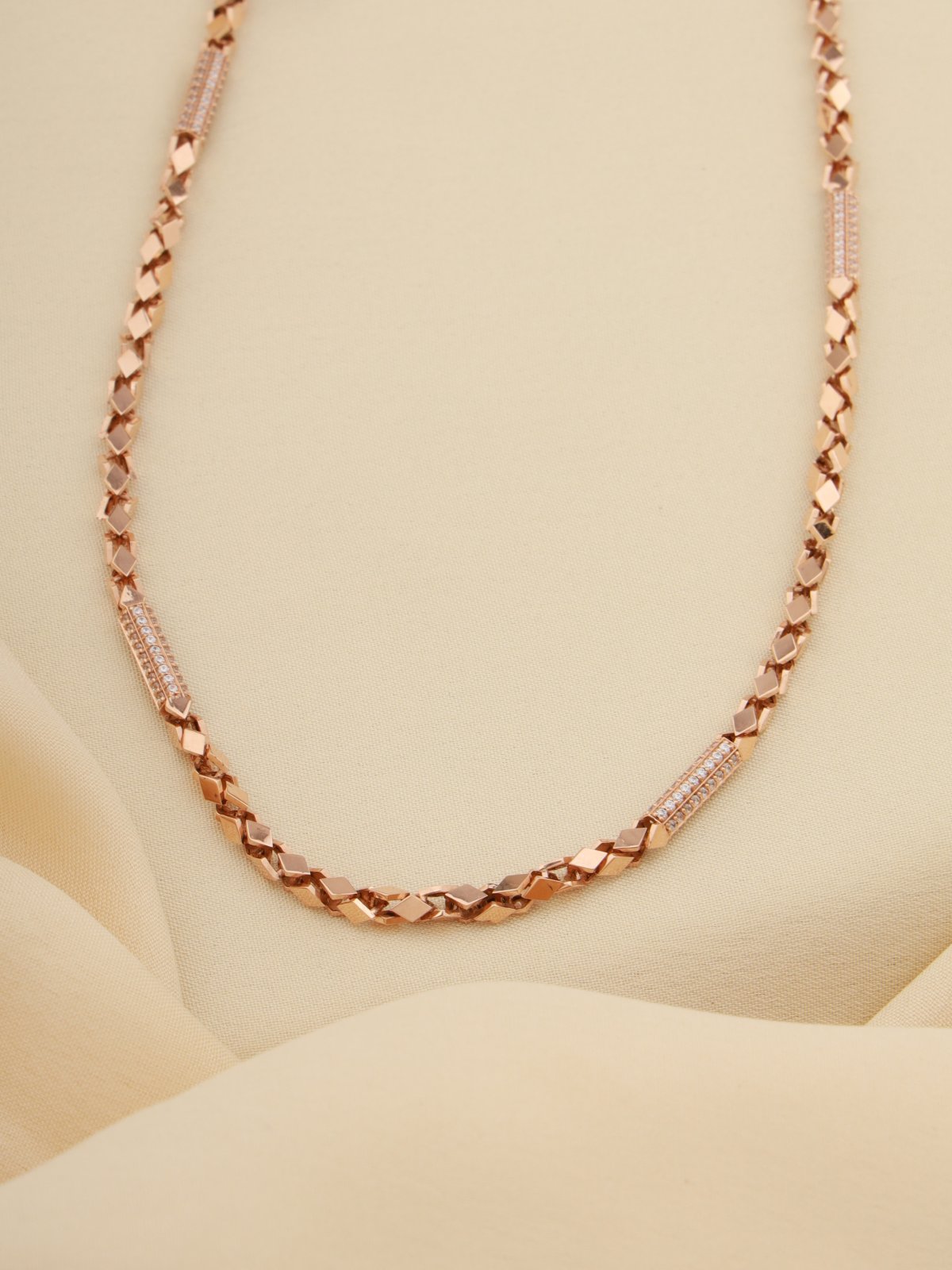 Regal Prism Link Diamond-Cut Gold Chain